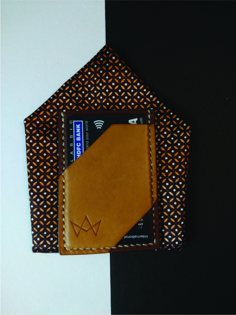 A Caput'o Leather Cardholder