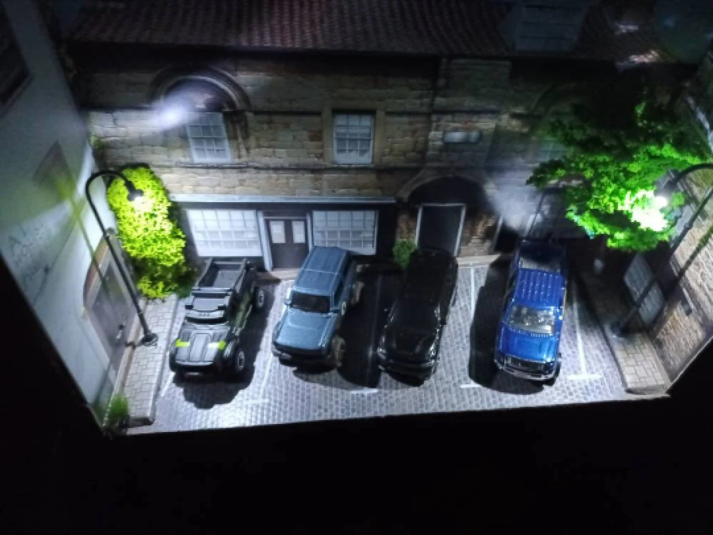 "Dioramia Street". 1:64 scale 3D diorama for car models collector.