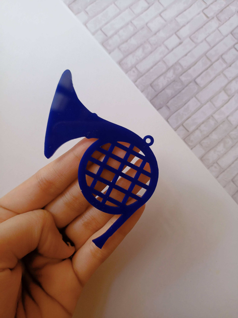 Blue french horn keychain (acrylic base) How I met your mother