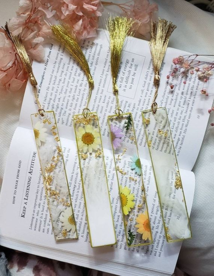 Resin floral bookmark