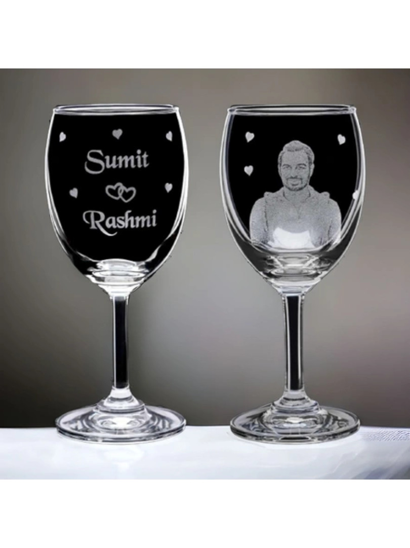 Customised with name and photo Wine Glass set of 2