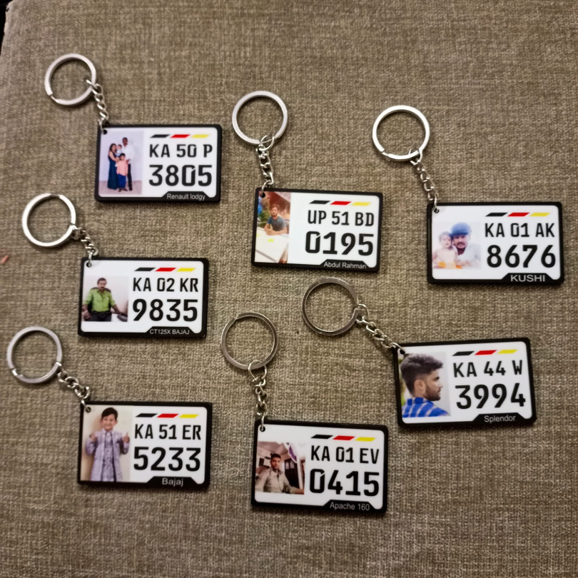 Vehical number Keychain