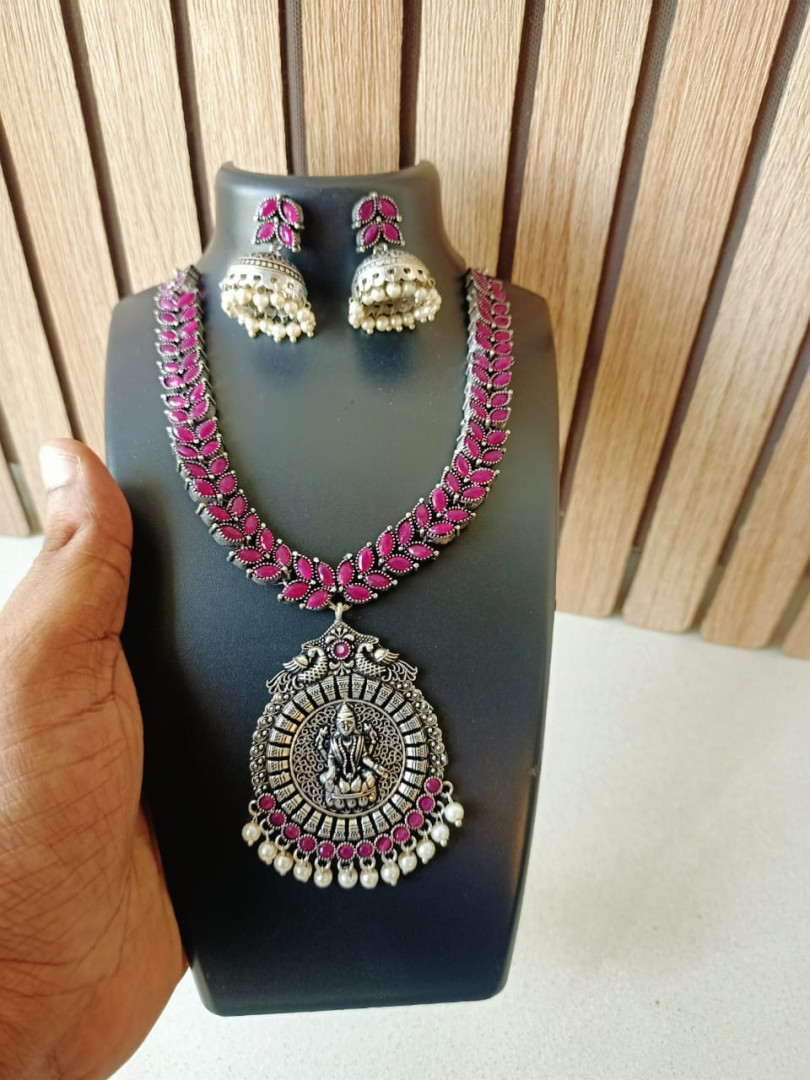 Traditional oxidized necklace set with earring(Pink)