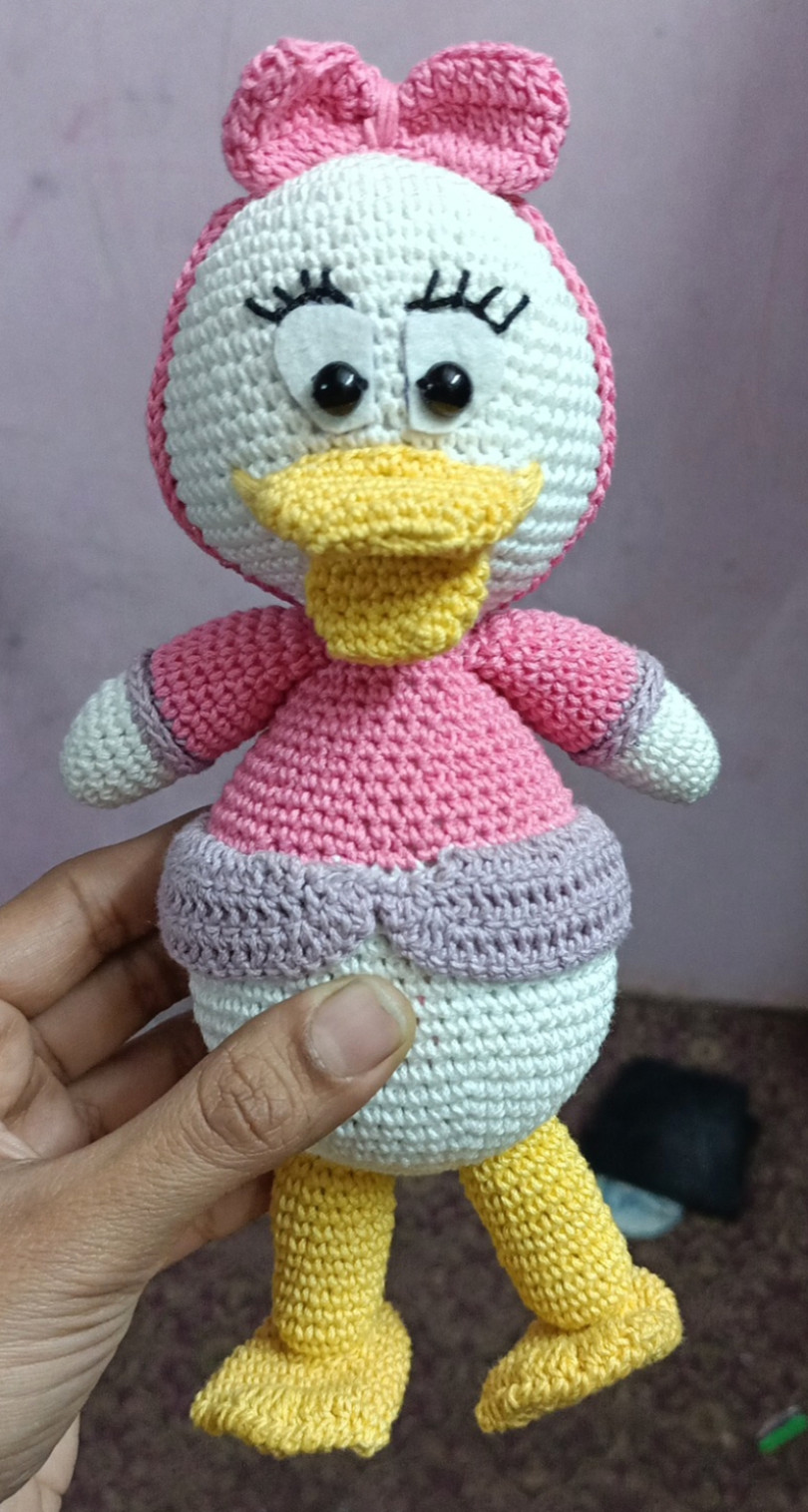 Crochet donald duck